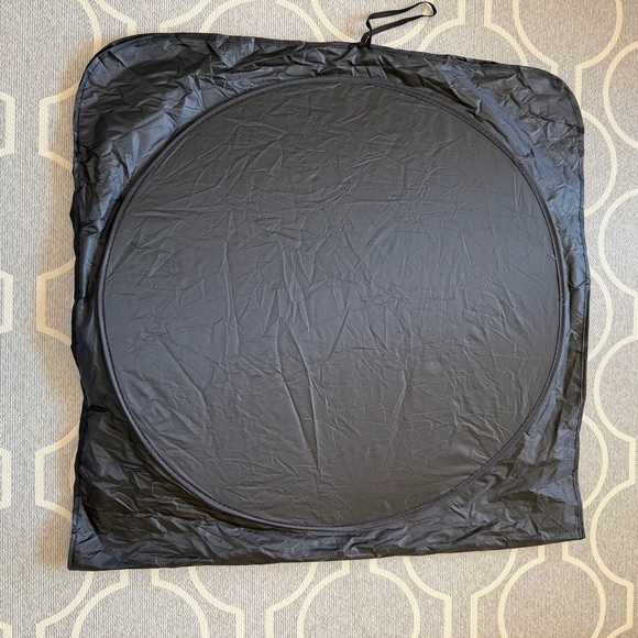 Car Windshield Sun Shade and Car Fan Bundle - Picture 2 of 8